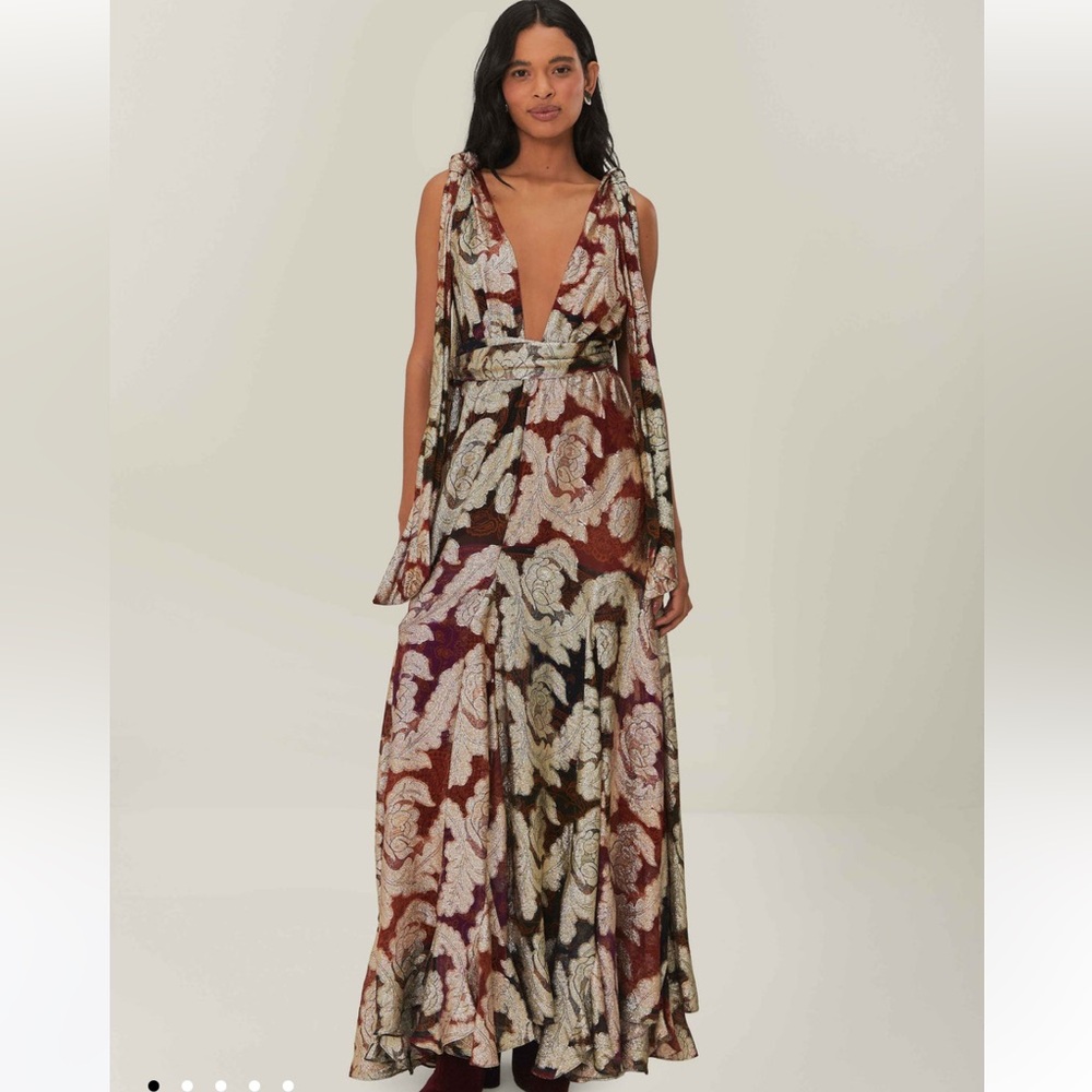 NWT FARM Rio Jacquard Lurex Sleeveless Maxi
Dress Size Small
